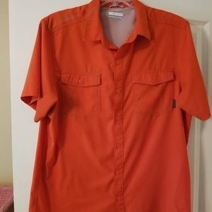 Columbia mens shirt Large